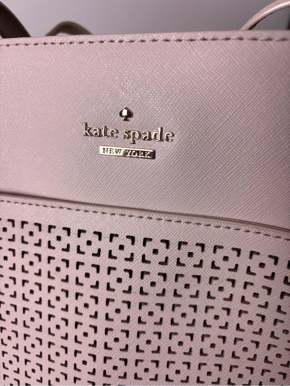 Kate Spade Cedar Street Perforated Tayler Tote Beige Handbag Bag - Picture 6 of 9